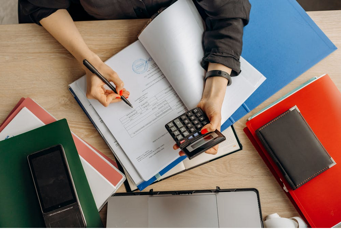 an accountant at work